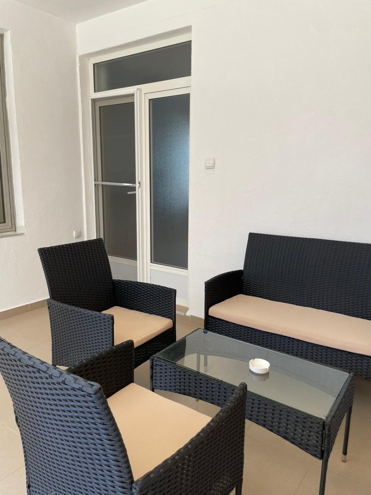 Tiki Apartments Гевгели Екстериор снимка