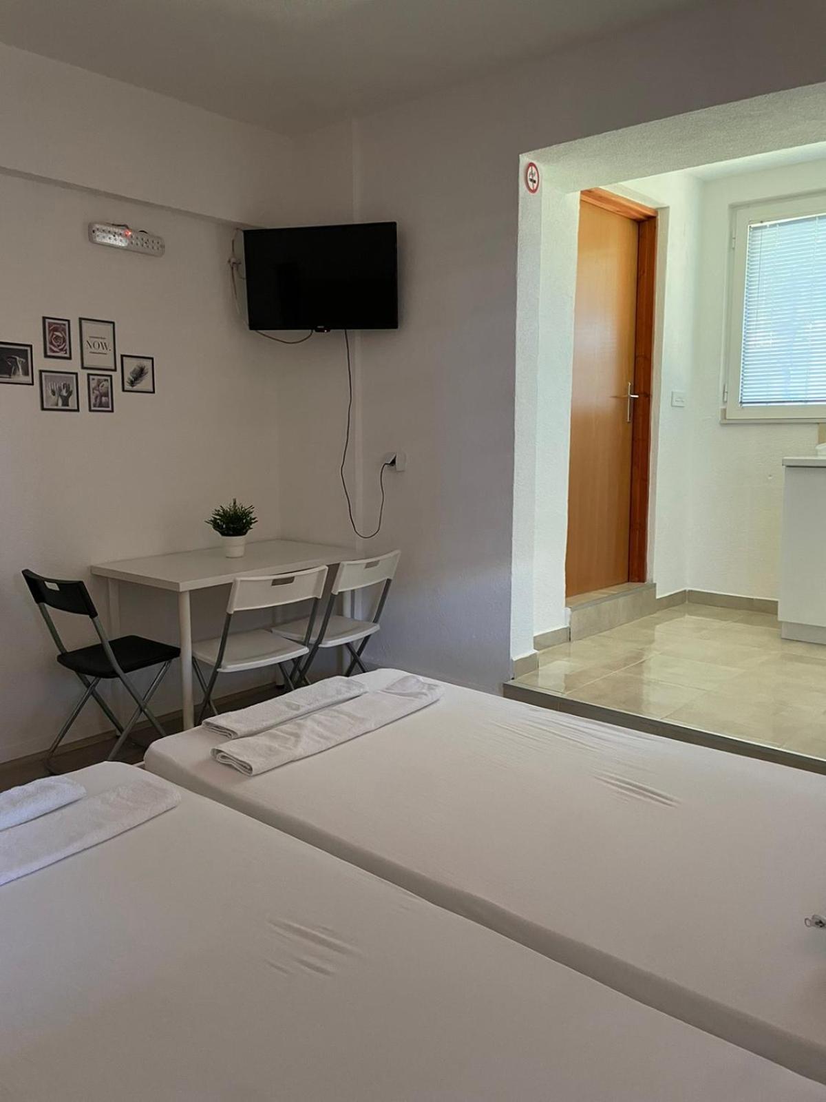 Tiki Apartments Гевгели Екстериор снимка