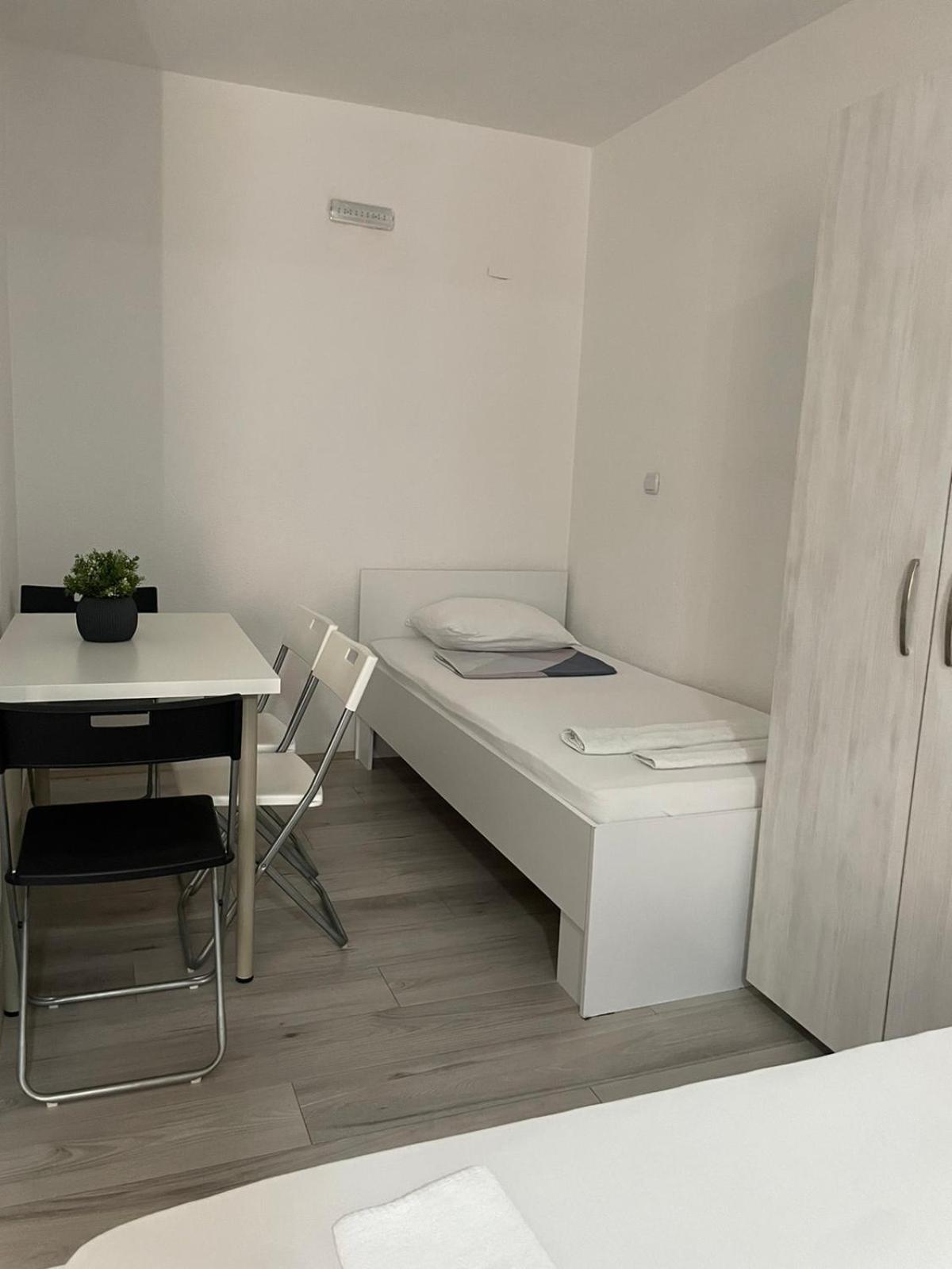 Tiki Apartments Гевгели Екстериор снимка