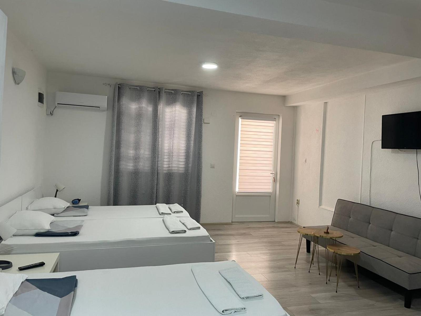 Tiki Apartments Гевгели Екстериор снимка